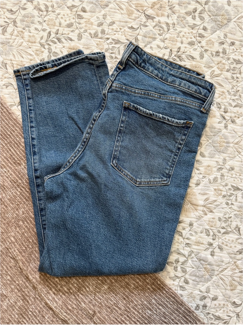 Old Navy OG High Rise Straight Jeans - 12 - EUC!